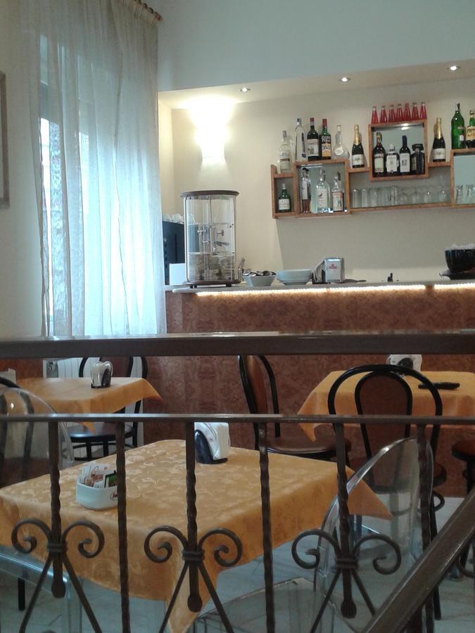 Hotel Fiumara جنوة المظهر الخارجي الصورة