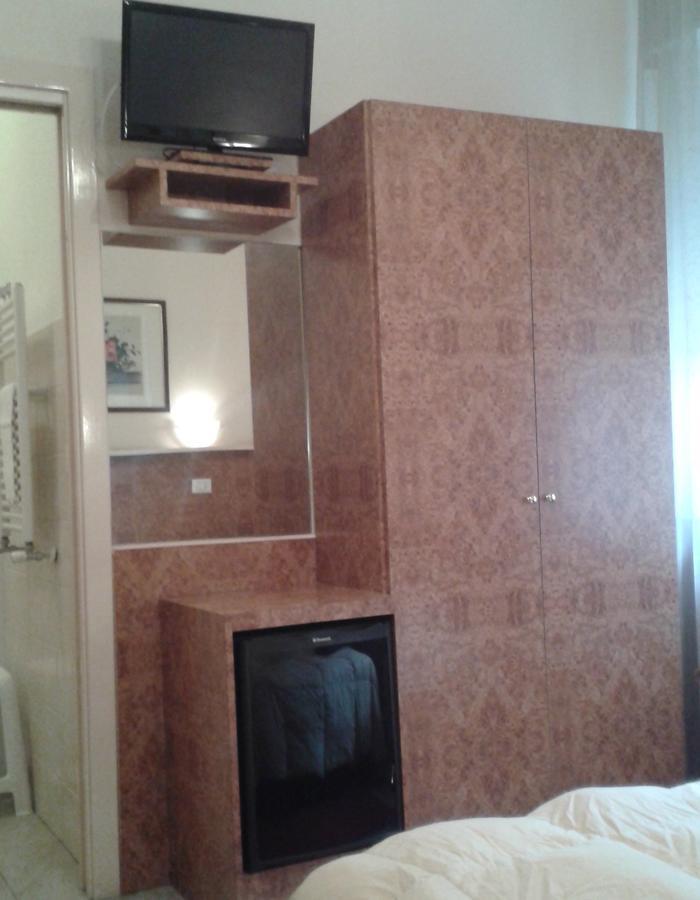 Hotel Fiumara جنوة المظهر الخارجي الصورة