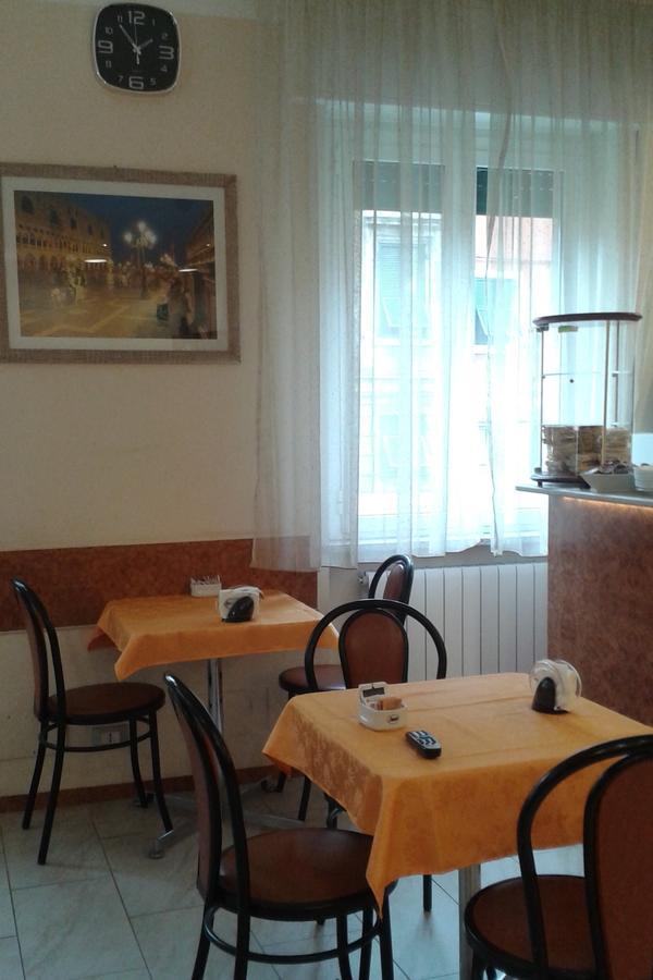 Hotel Fiumara جنوة المظهر الخارجي الصورة