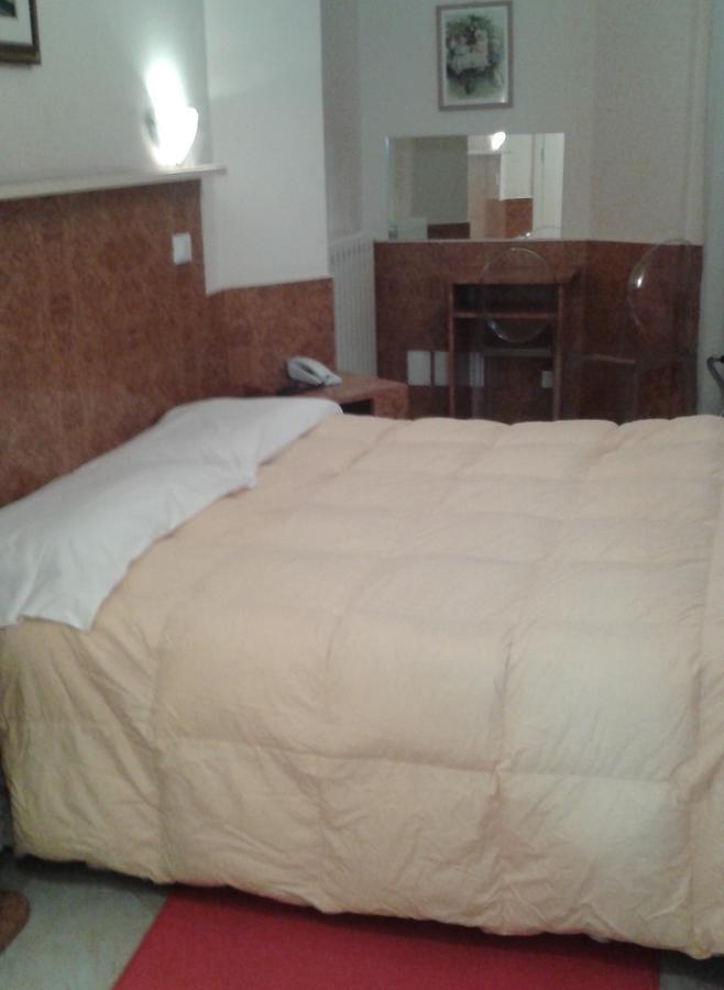Hotel Fiumara جنوة المظهر الخارجي الصورة